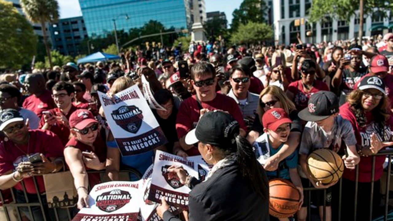 South Carolina women's hoops team gets back to work